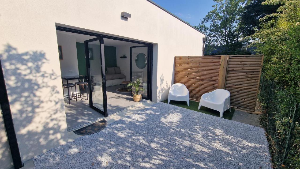 Le Patio : Studio Avec Exterieur Saint-Barthelemy-d'Anjou Buitenkant foto